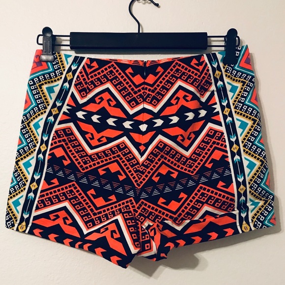 Tribal Print Shorts - Picture 2 of 3